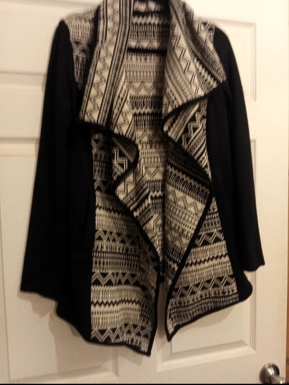 Black and Cream Open-Front Patterned Drape Cardigan Sweater